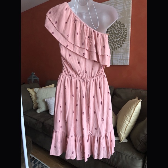 One Shoulder Ruffle Dress - Picture 2 of 3